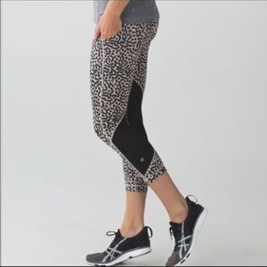 Lululemon pace rival crop